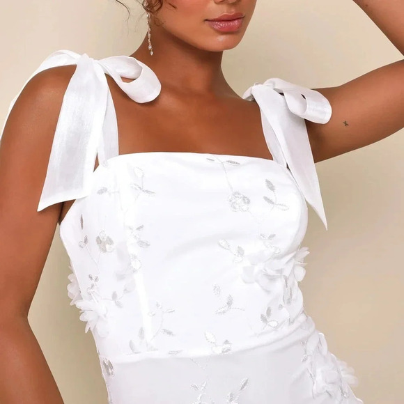Size M - Lulus Divinely Adored White Embroidered‎ Floral Tie-Strap Midi Dress - Picture 4 of 9